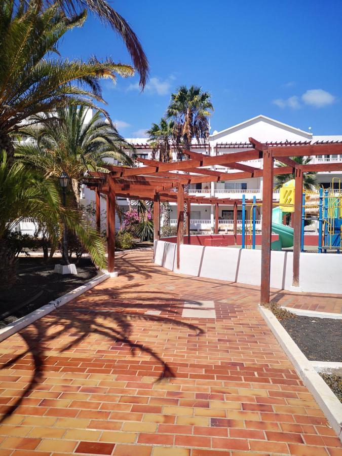 Comfortable Cleo Apartment With Large Terrace Costa Teguise Buitenkant foto
